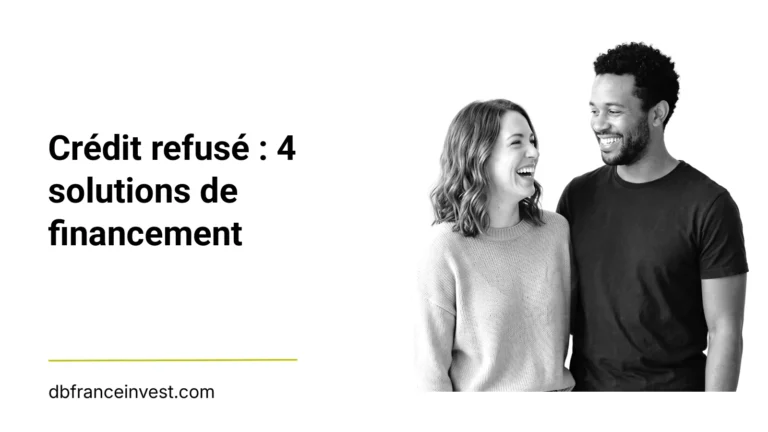 Couple souriant en noir et blanc, illustrant crédit refusé : 4 solutions de financement