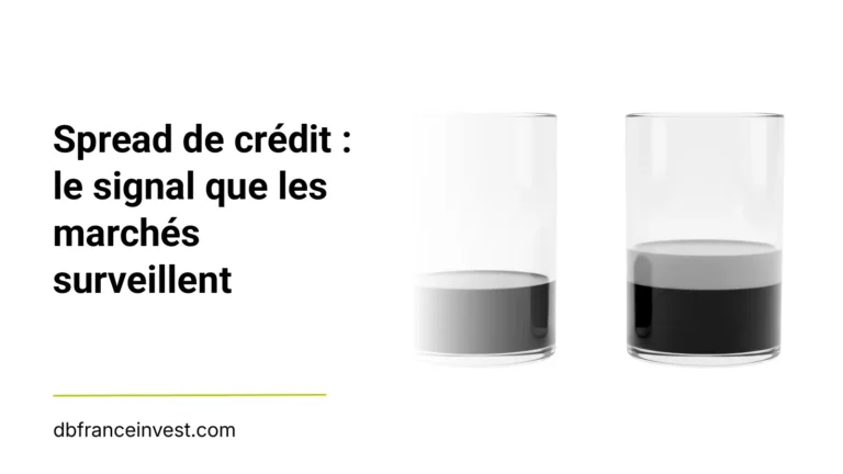 Deux verres remplis à des niveaux différents, image du spread de crédit, l’écart entre deux rendements